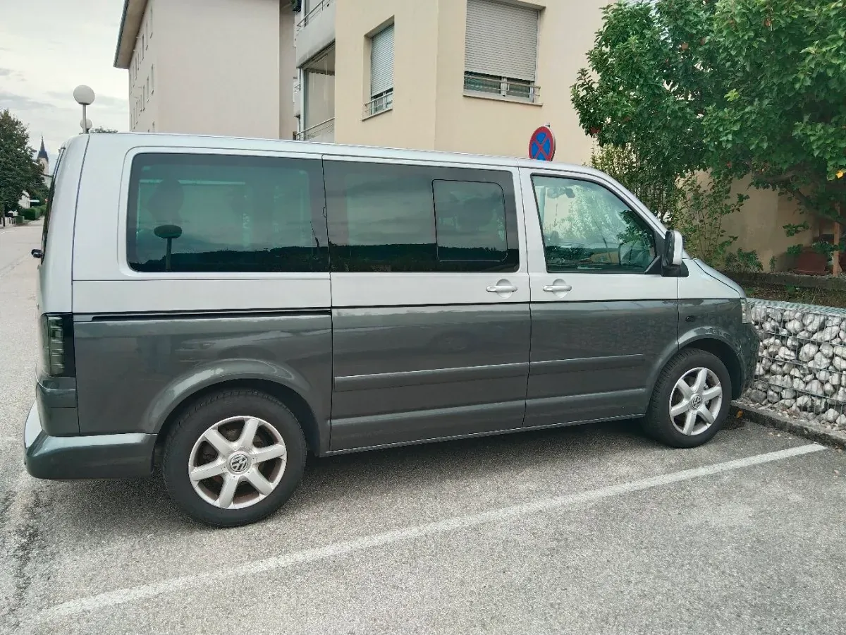 Volkswagen Multivan 2007 photo 3
