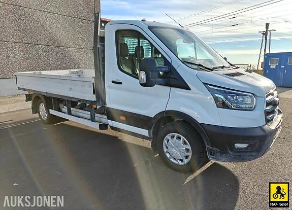 Ford Transit 2023 photo 3