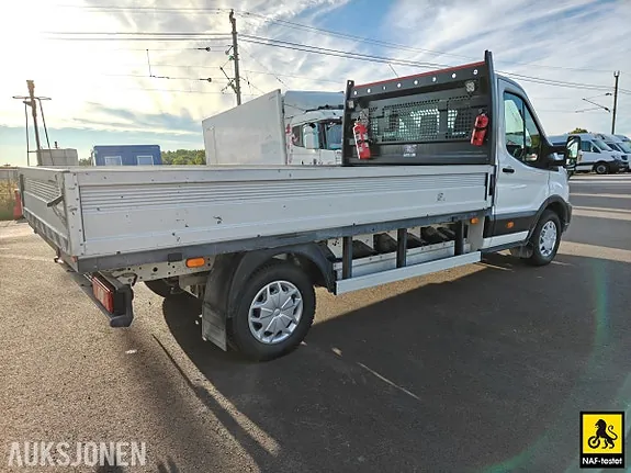 Ford Transit 2023 photo 4