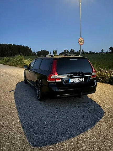 Volvo V70 2014 photo 3