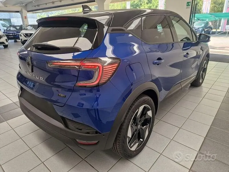 Renault Captur 2026 photo 2