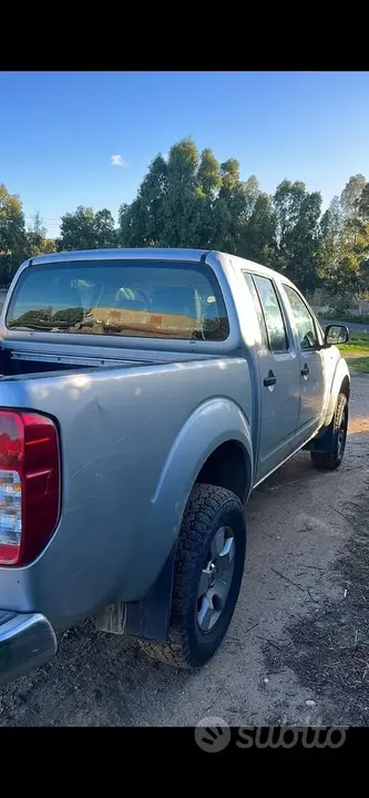 Nissan Navara 2006 photo 2