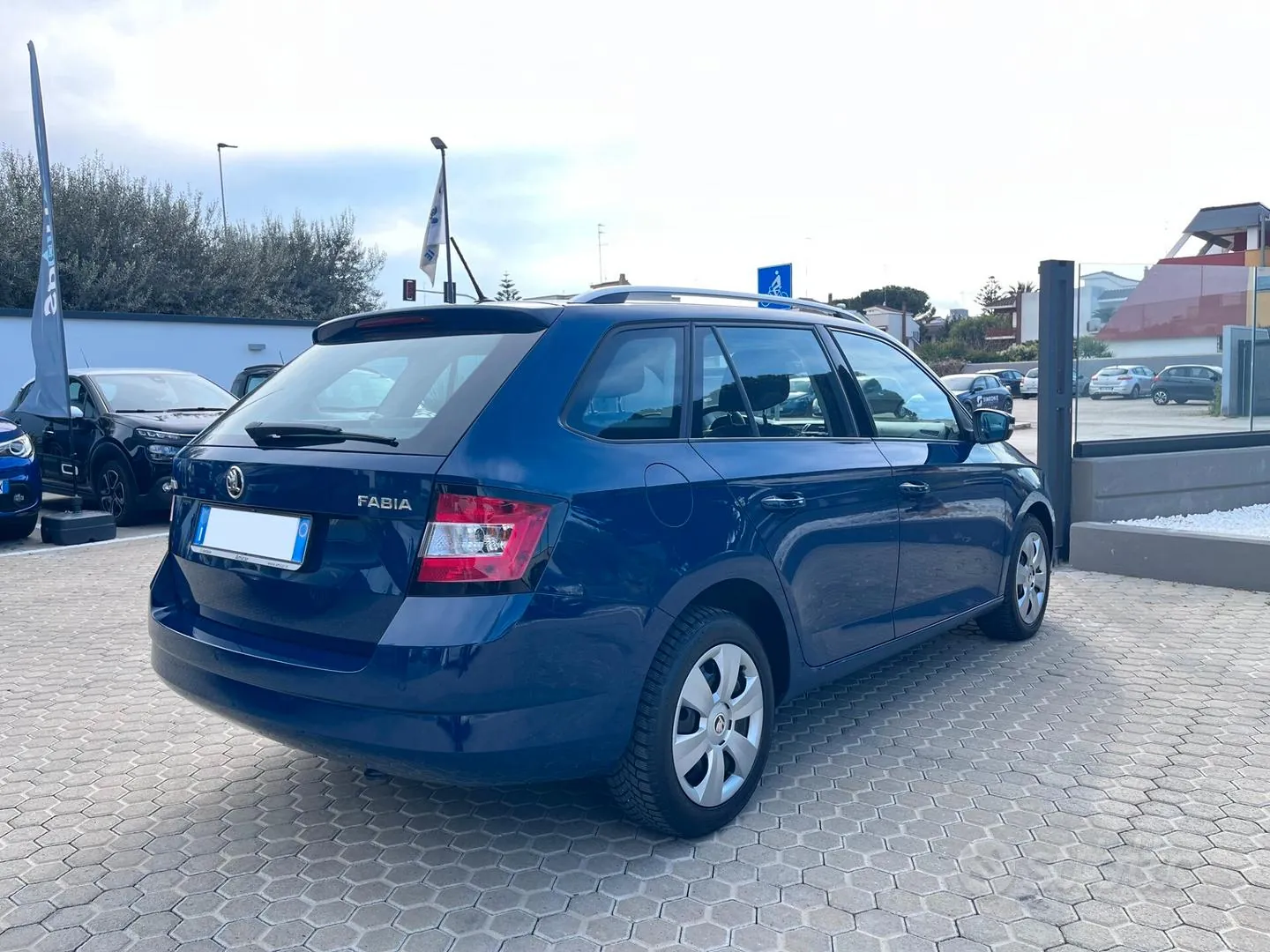 Skoda Fabia 2016 photo 4