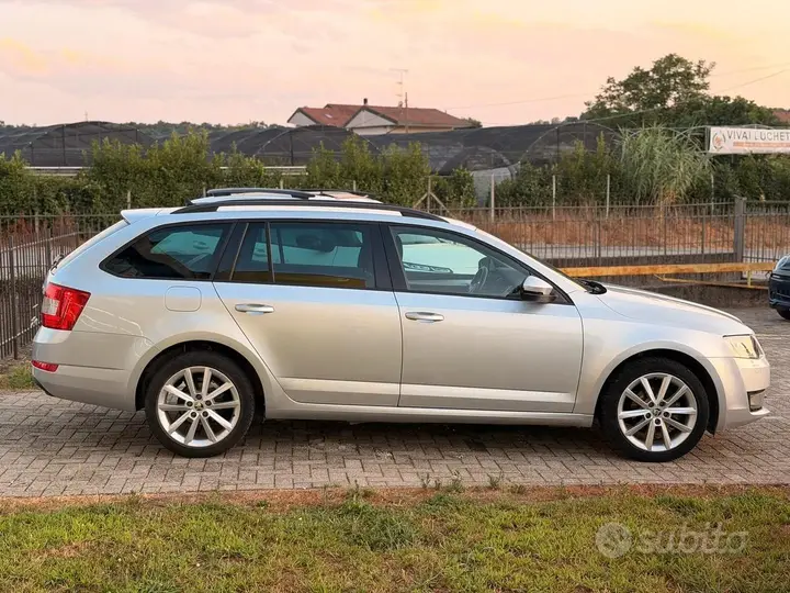 Skoda Octavia 2015 photo 3