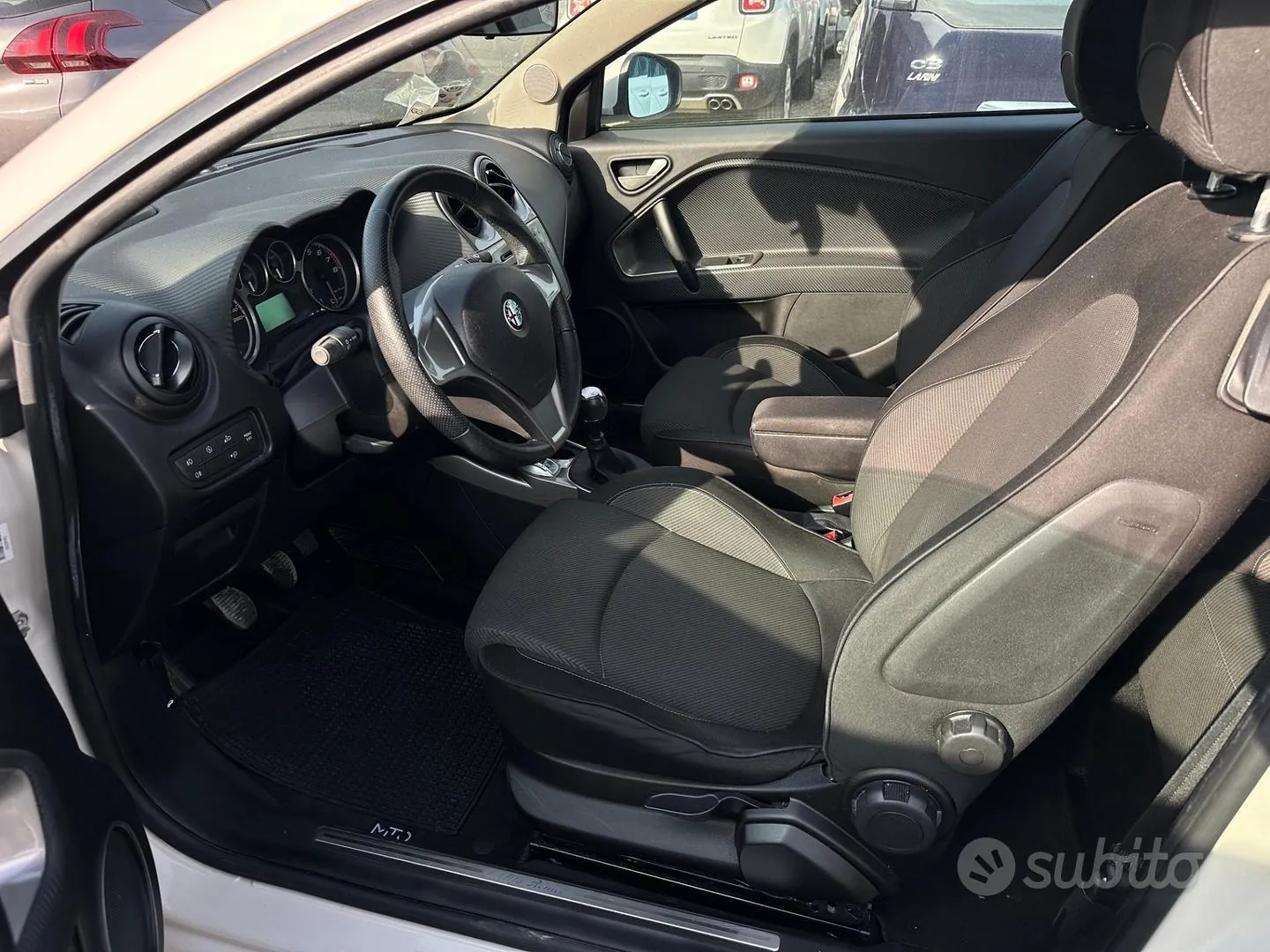 Alfa Romeo Mito 2011 photo 5