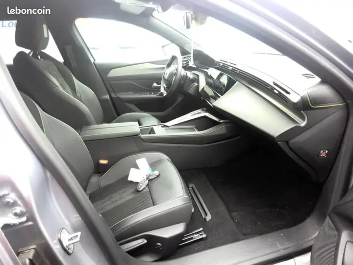 Peugeot 308 2026 photo 3