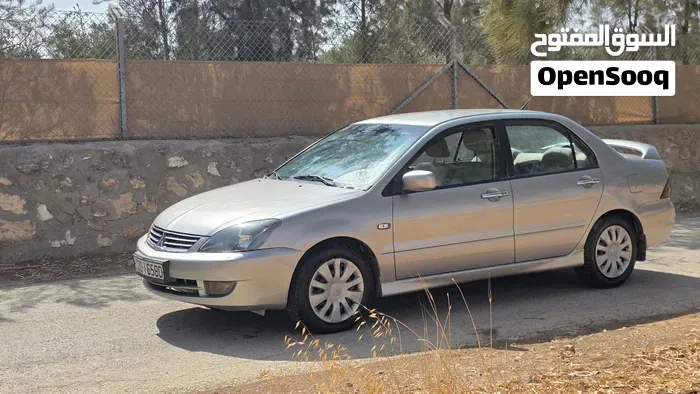 Mitsubishi Lancer 2011 photo 2
