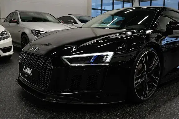 Audi R8 2016 photo 2