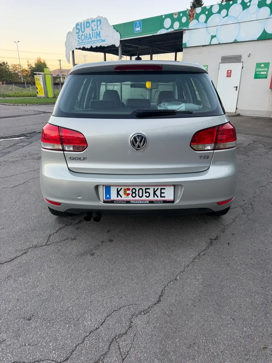 Volkswagen Golf 2009 photo 3