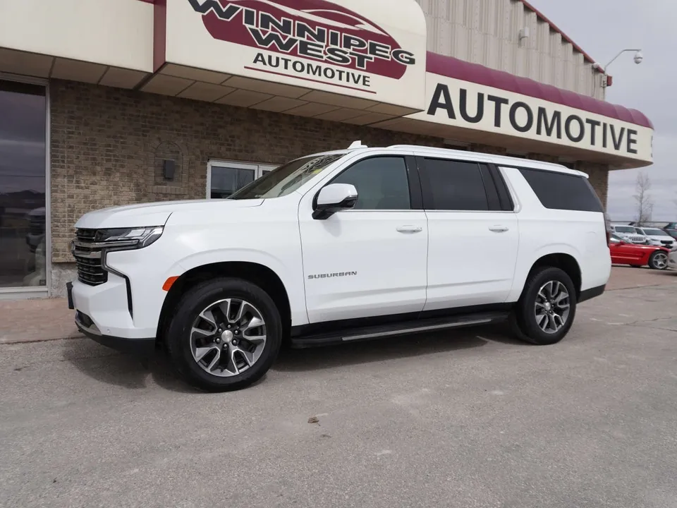Chevrolet Suburban 2023 photo 2