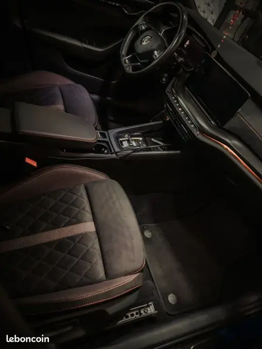 Skoda Octavia Rs 2021 photo 3