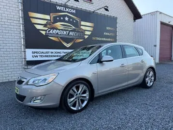 Opel Astra 2010 photo 3