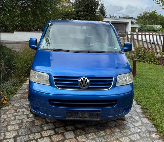 Volkswagen Multivan 2004 photo 2