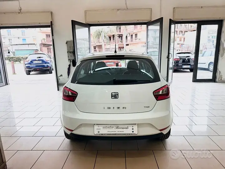Seat Ibiza 2016 photo 2