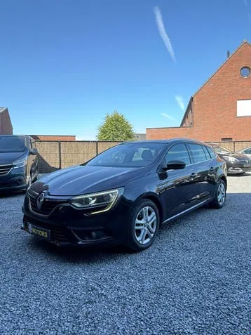 Renault Megane Grandtour 2018 photo 2