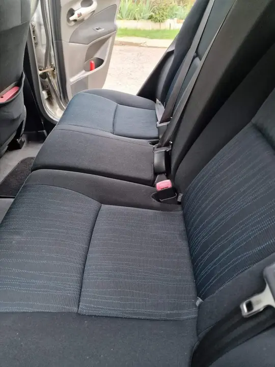 Toyota Auris 2009 photo 5