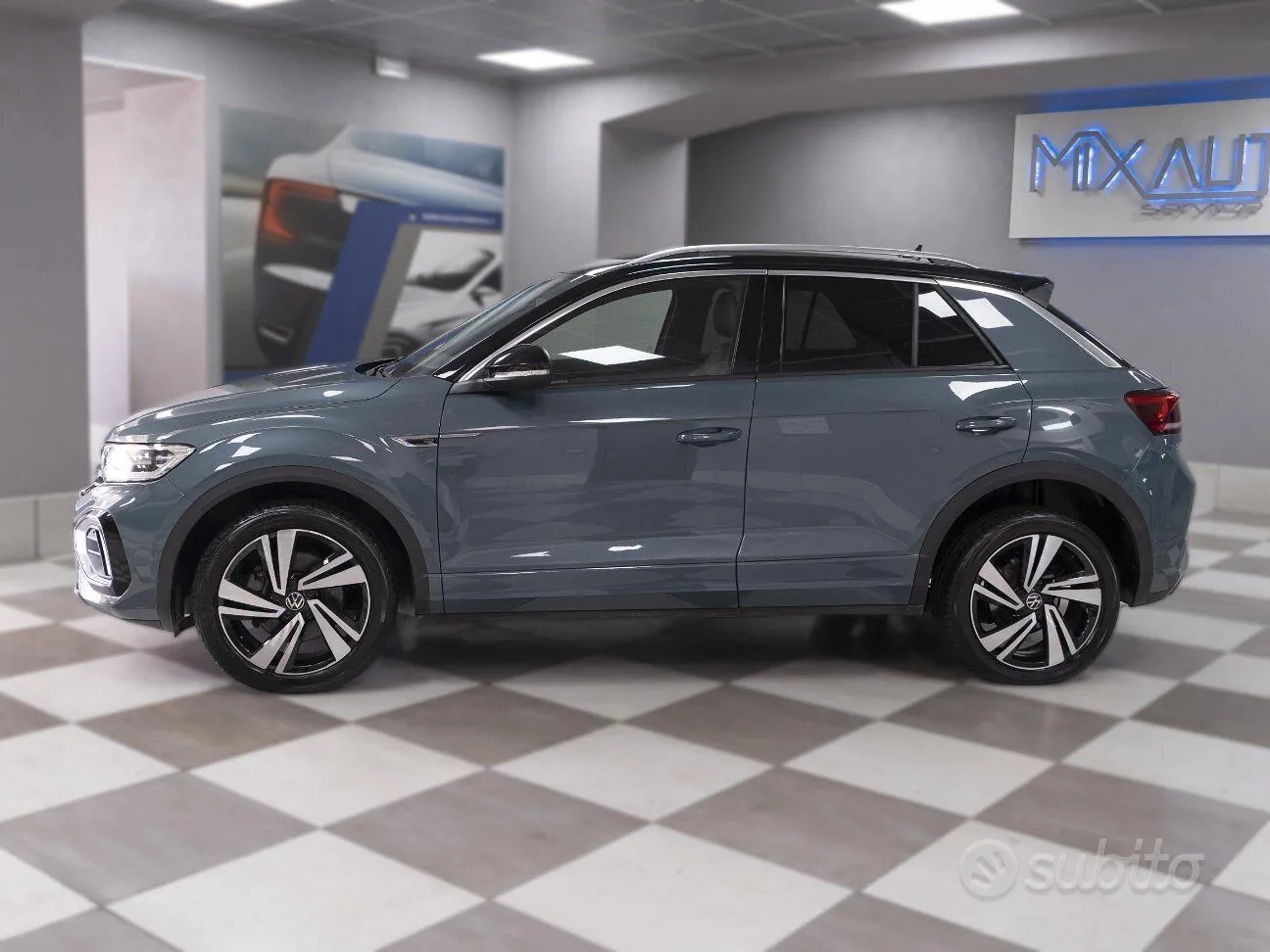 Volkswagen T-Roc 2023 photo 3