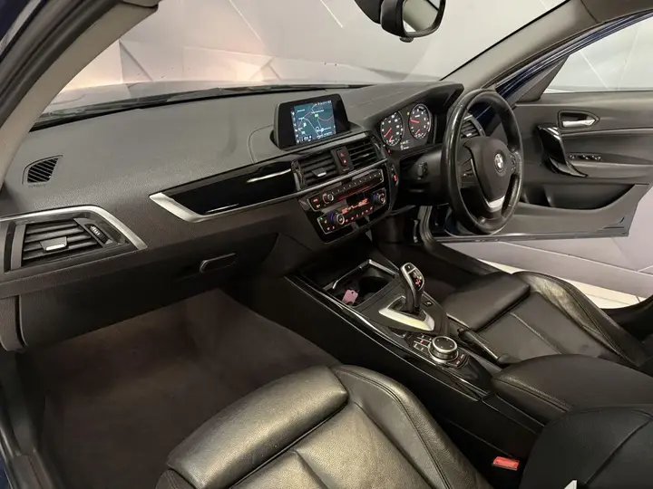 BMW 1 Series 2018 photo 3