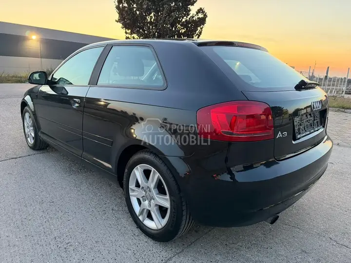 Audi A3 2010 photo 4