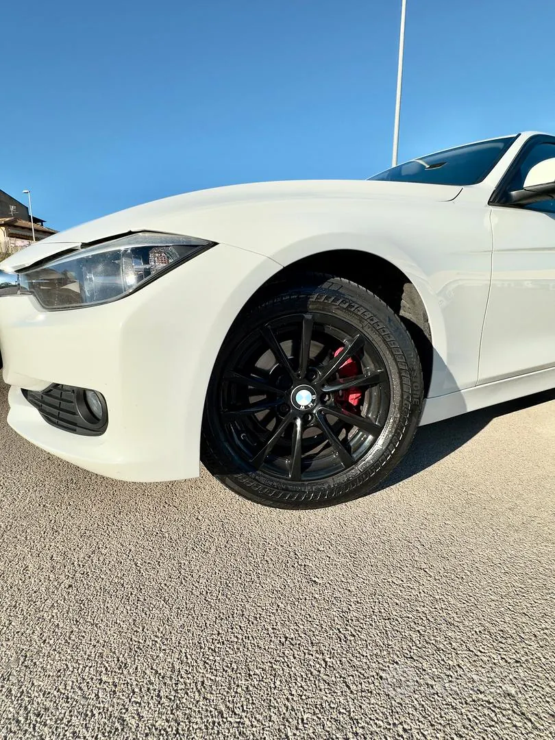 BMW 3 Series 2014 photo 2