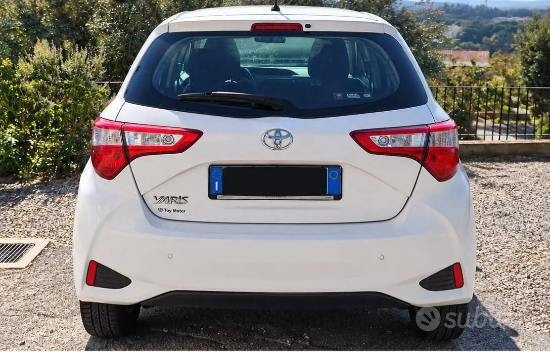 Toyota Yaris 2019 photo 2