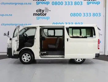 Toyota Hiace 2019 photo 4