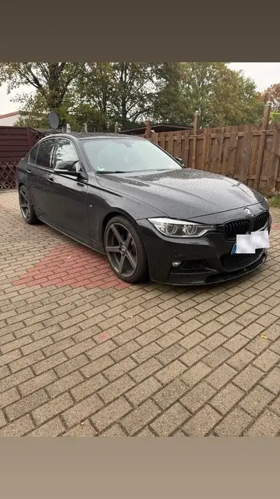 BMW F30