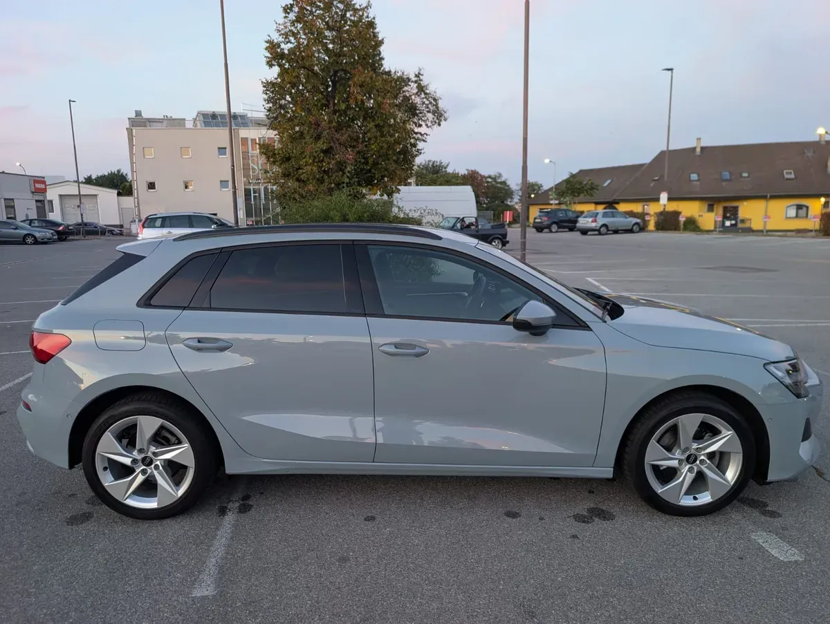 Audi A3 2024 photo 2