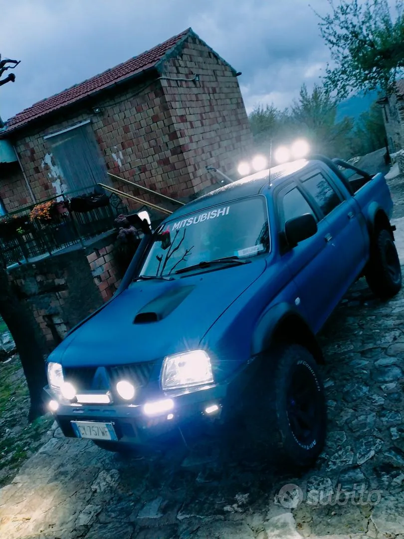 Mitsubishi L200 2005 photo 3