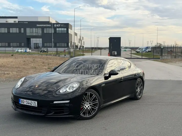 Porsche Panamera 2015 photo 3