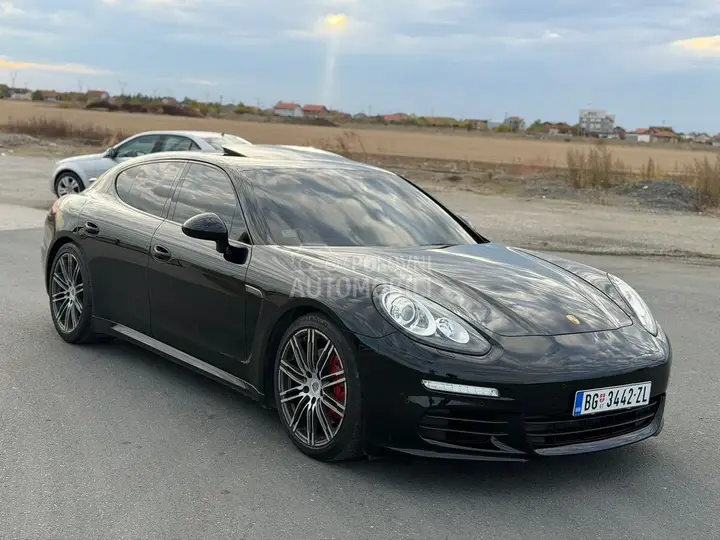 Porsche Panamera 2015 photo 5