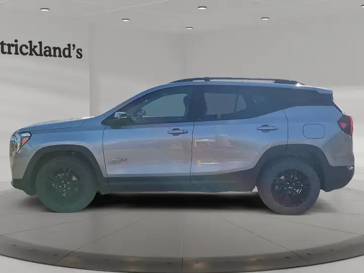 GMC Terrain 2024 photo 3