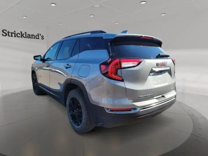 GMC Terrain 2024 photo 4
