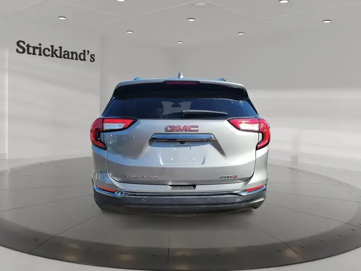 GMC Terrain 2024 photo 5