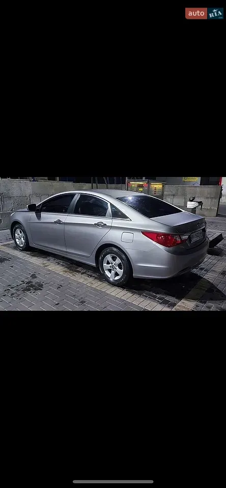 Hyundai Sonata 2013 photo 3