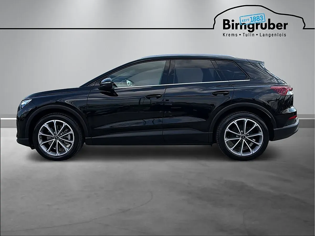 Audi Q4 2025 photo 3