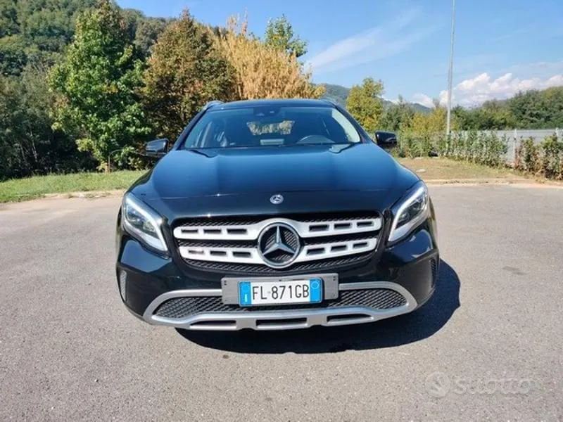 Mercedes-Benz Gla 2017 photo 2