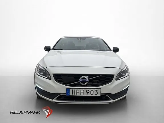 Volvo S60 Cross Country 2018 photo 2