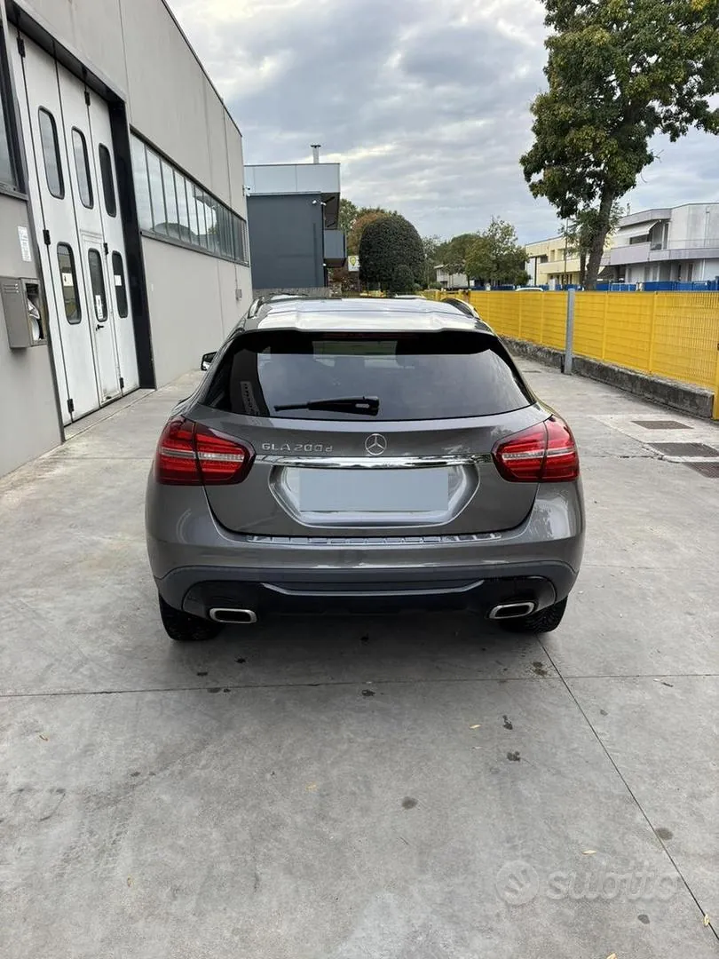 Mercedes-Benz Gla 2018 photo 5