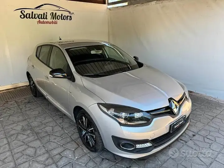 Renault Megane 2015 photo 2