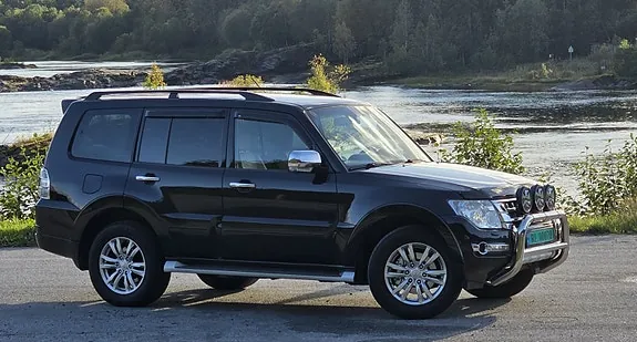 Mitsubishi Pajero 2016 photo 4