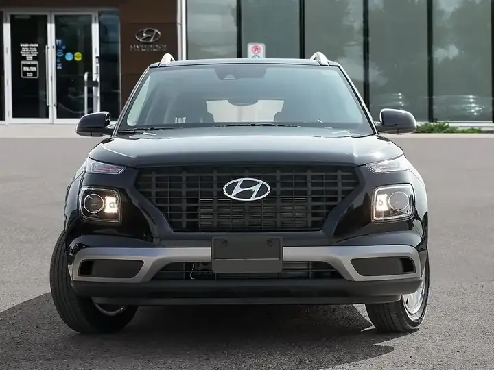 Hyundai Venue 2026 photo 2