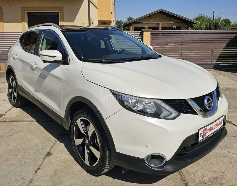 Nissan Qashqai 2014 photo 3