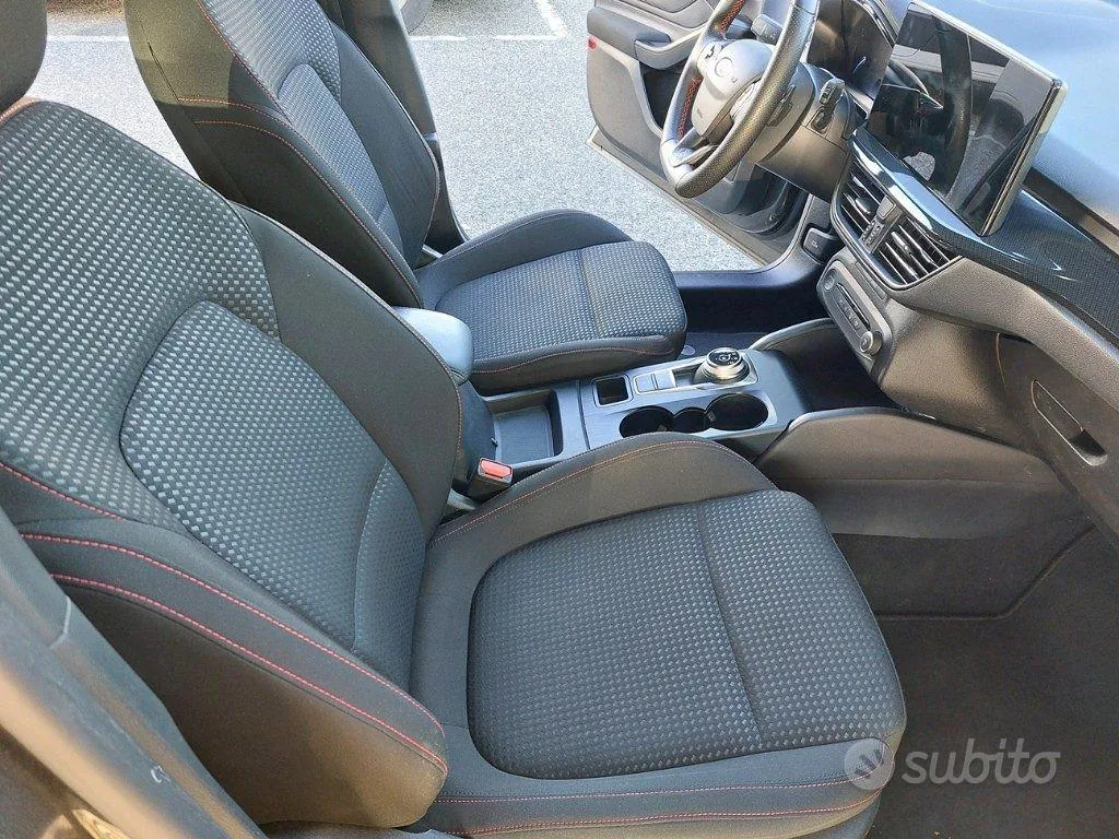 Ford Focus 2022 photo 5