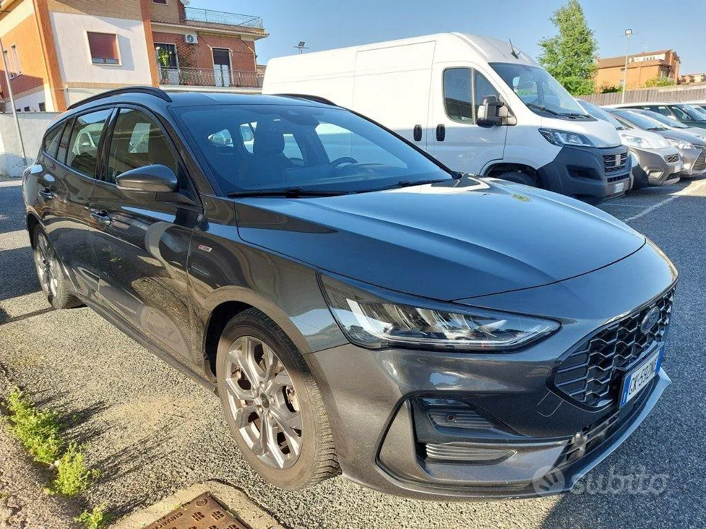 Ford Focus 2022 photo 3