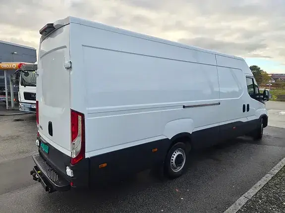 Iveco Daily 2021 photo 5
