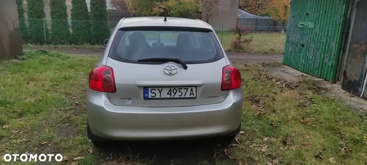 Toyota Auris 2009 photo 5