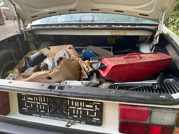 Volvo 240 1989 photo 5