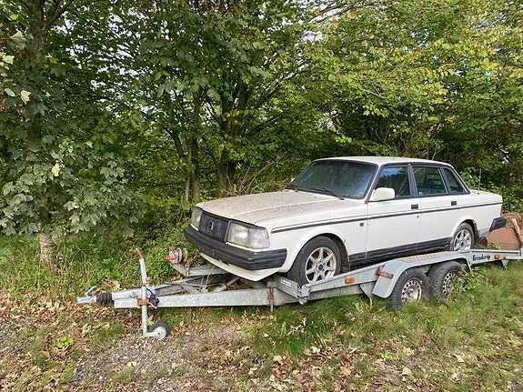 Volvo 240