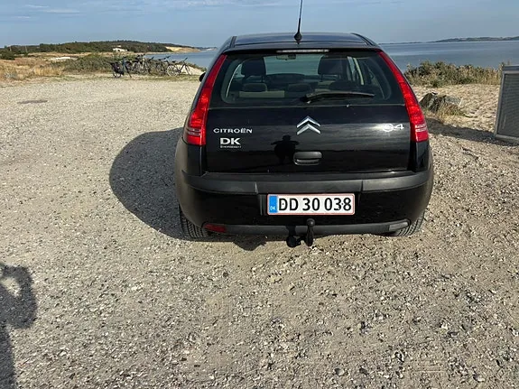 Citroen C4 2008 photo 2